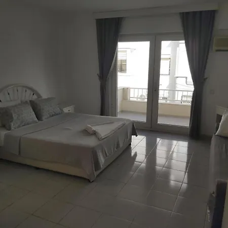 Goencue Apart Otel 아파트호텔